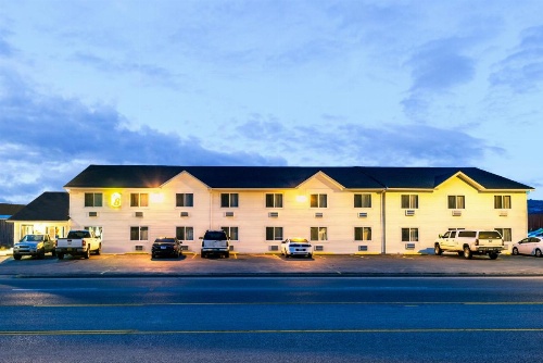 Super 8 by Wyndham Sheridan image 6